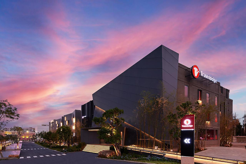 هتل ترولودج نیمان چیانگ مای